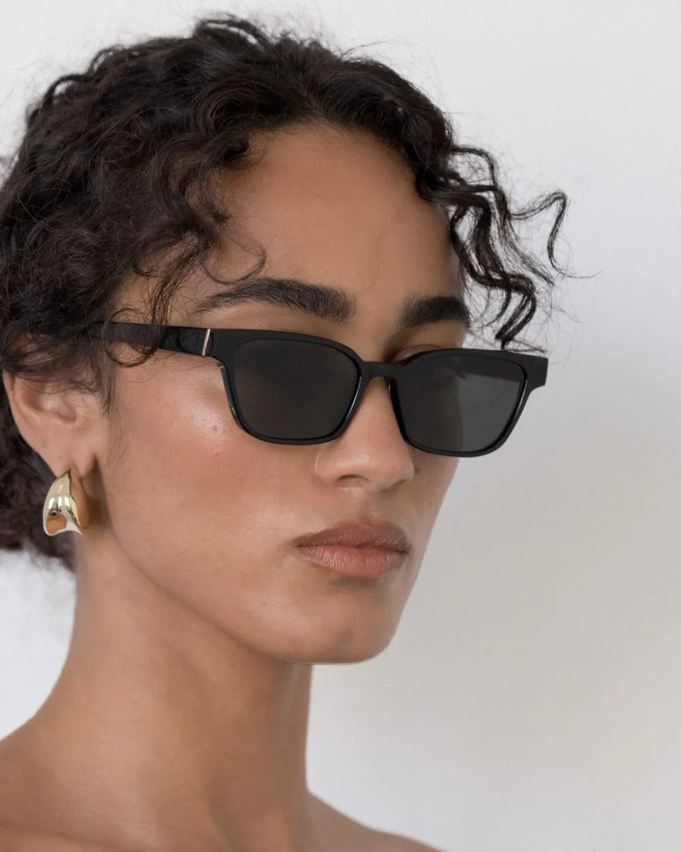 Sale 'The Visionary' Sunglasses - Black Sunglasses