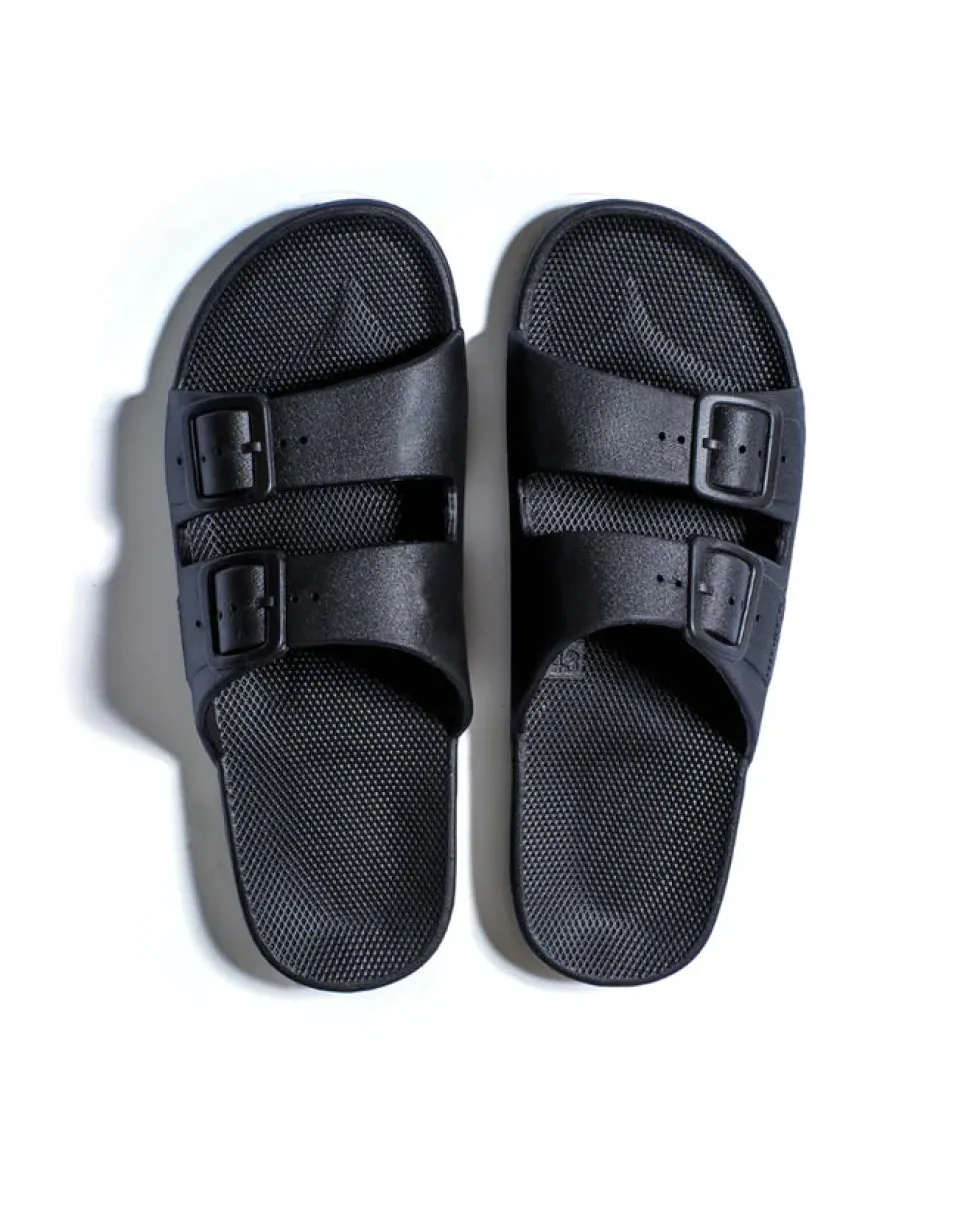 Fashion Slides - Black Sandals & Slides